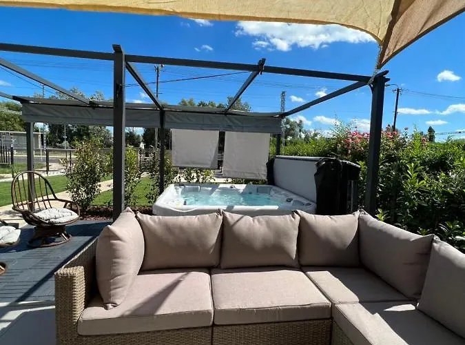 Beige Villa Balatonkenese